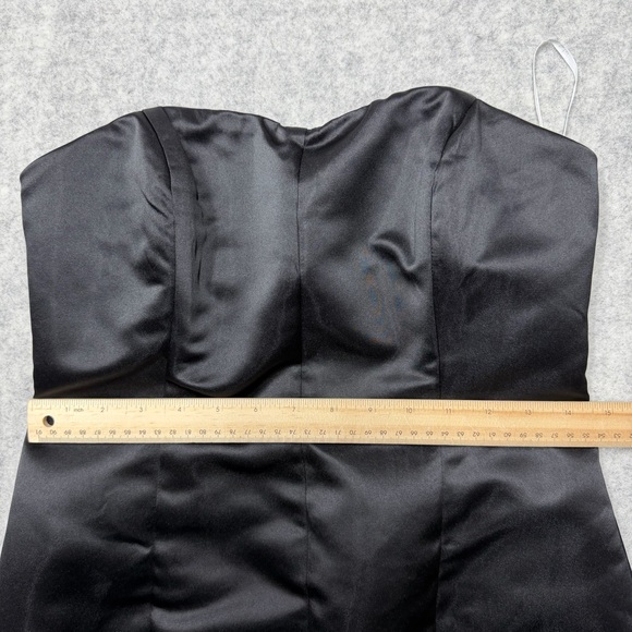 Lulu’s Perfectly Exquisite Black Satin Strapless Bodycon Mini Dress Size Medium - Picture 10 of 15